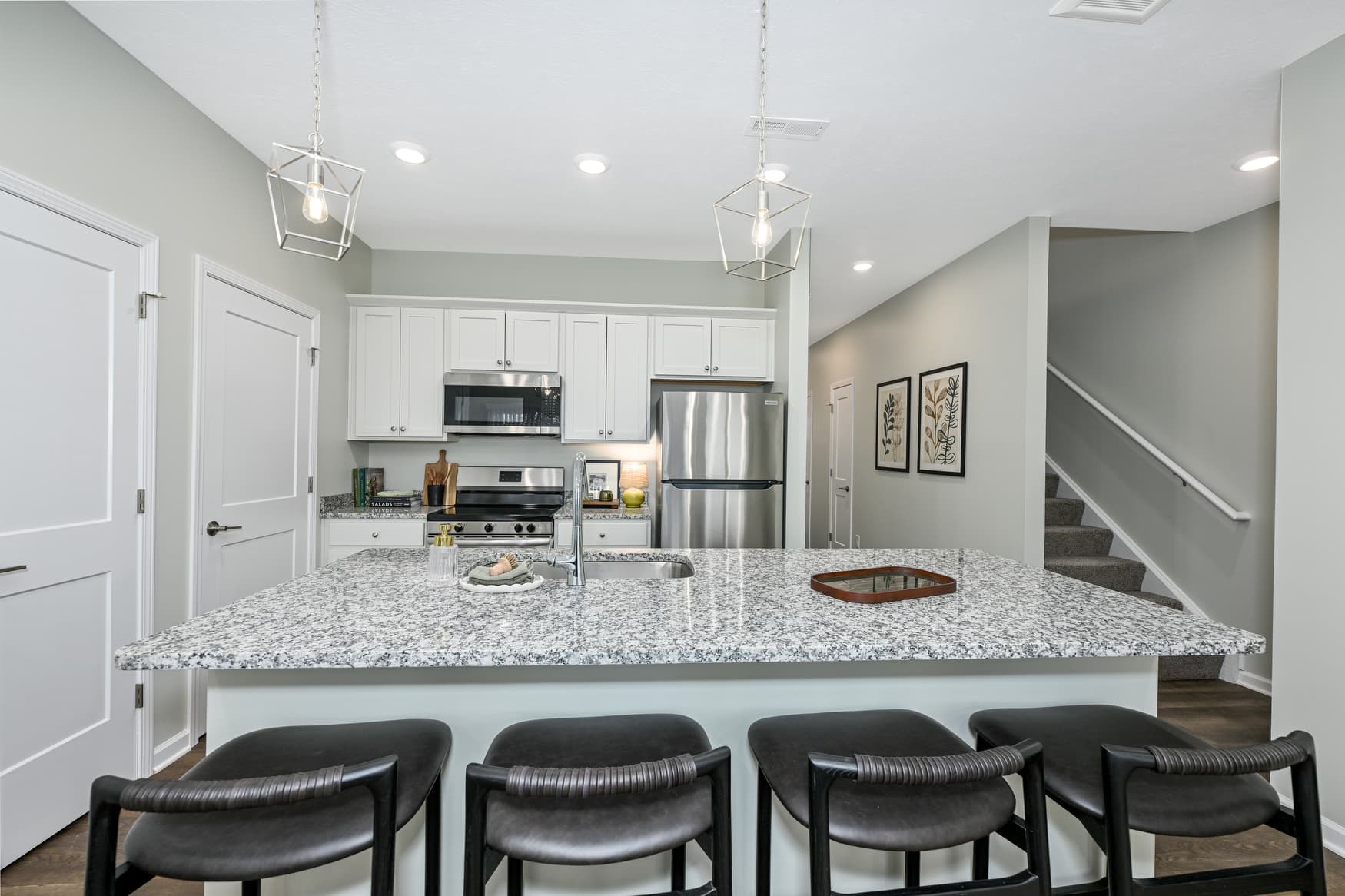 2BR Townhome kitchen island photo