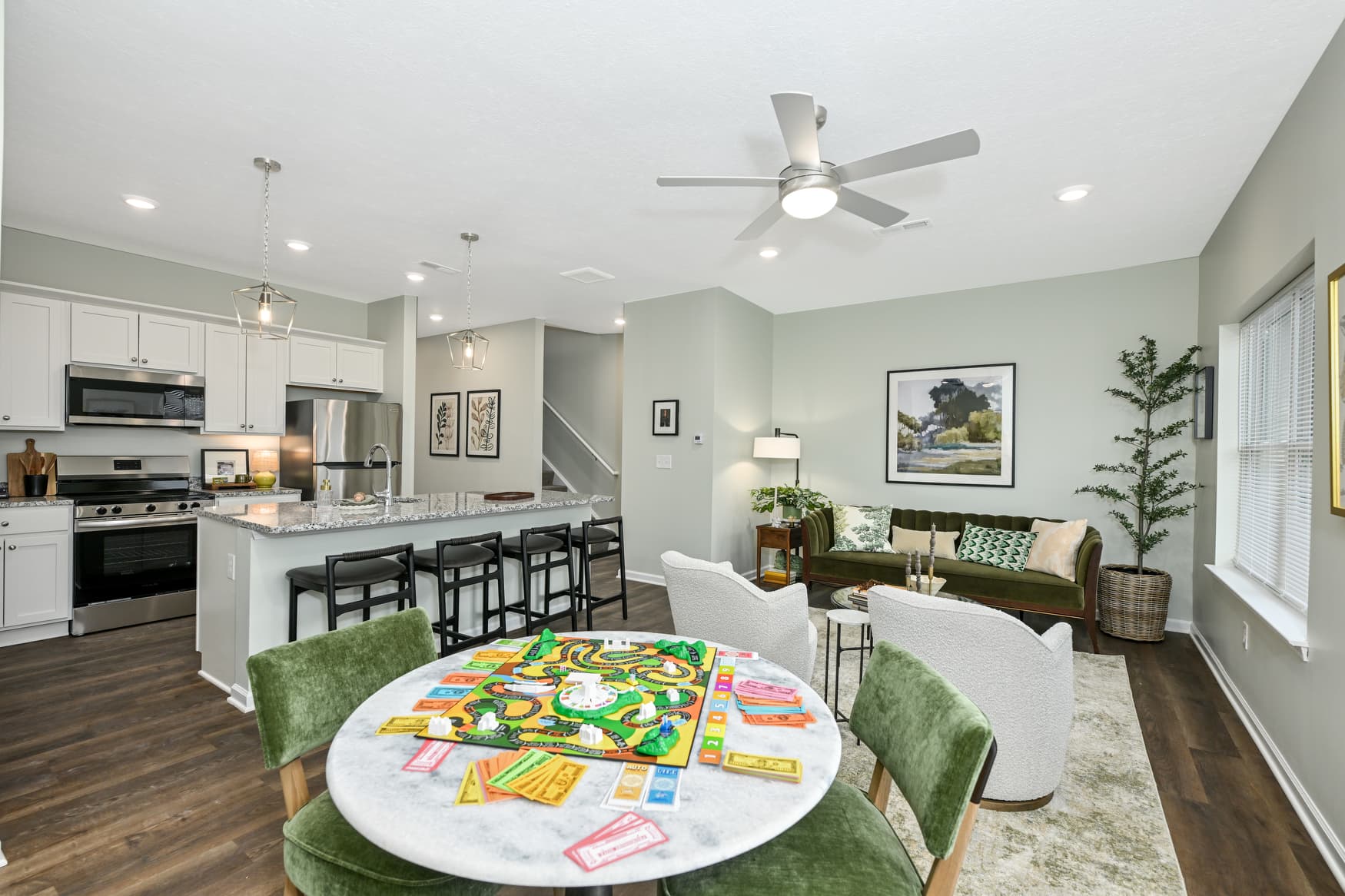2BR Townhome dining area photo