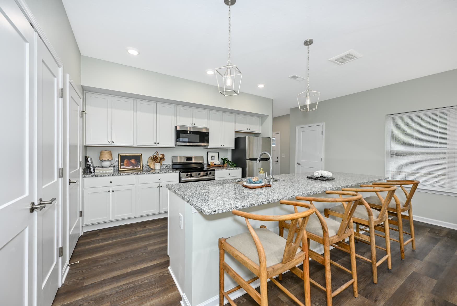 3BR Townhome kitchen photo