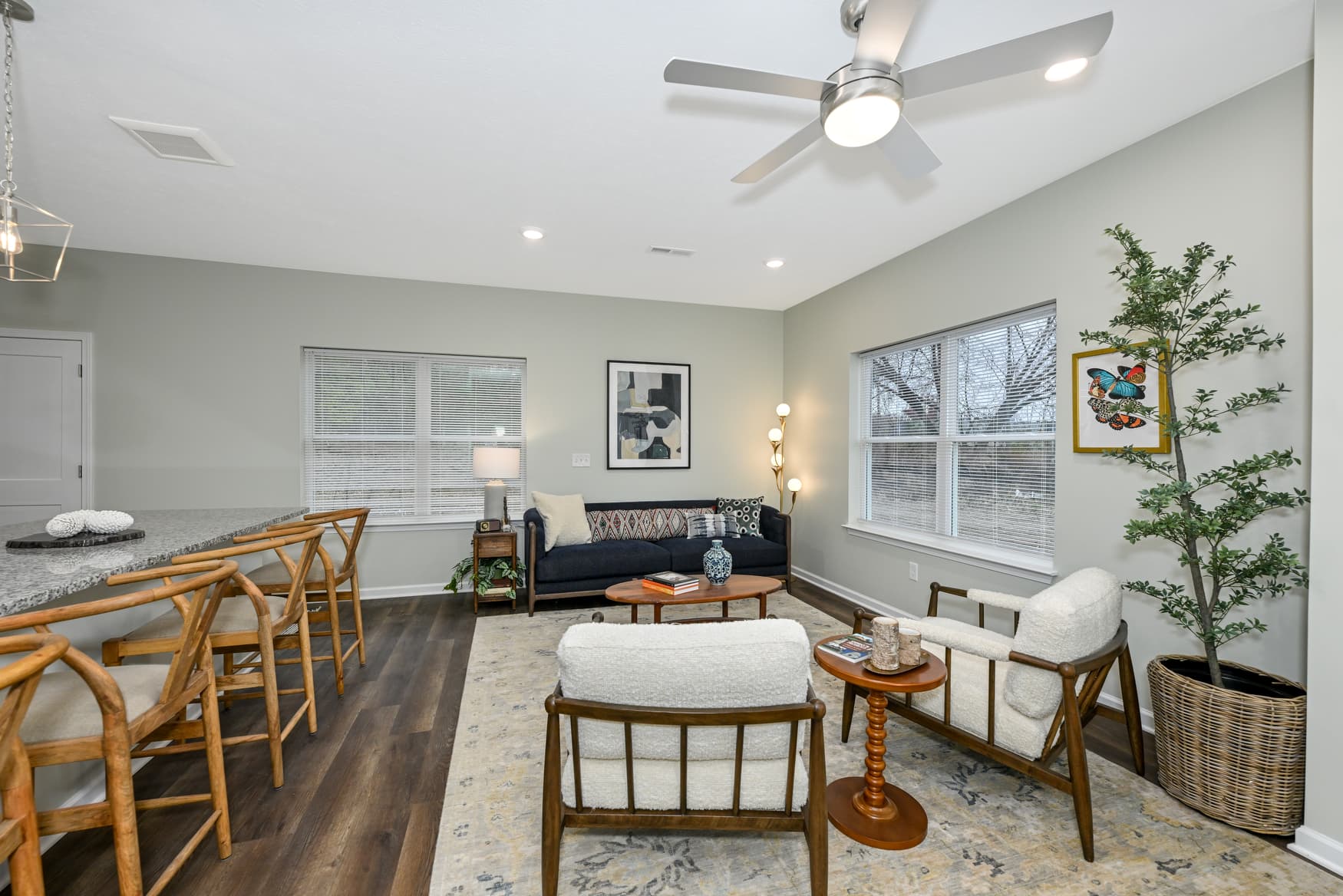 3BR Townhome living room photo