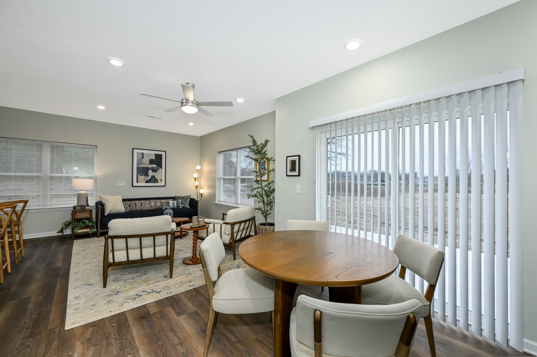 3BR Townhome dining area photo