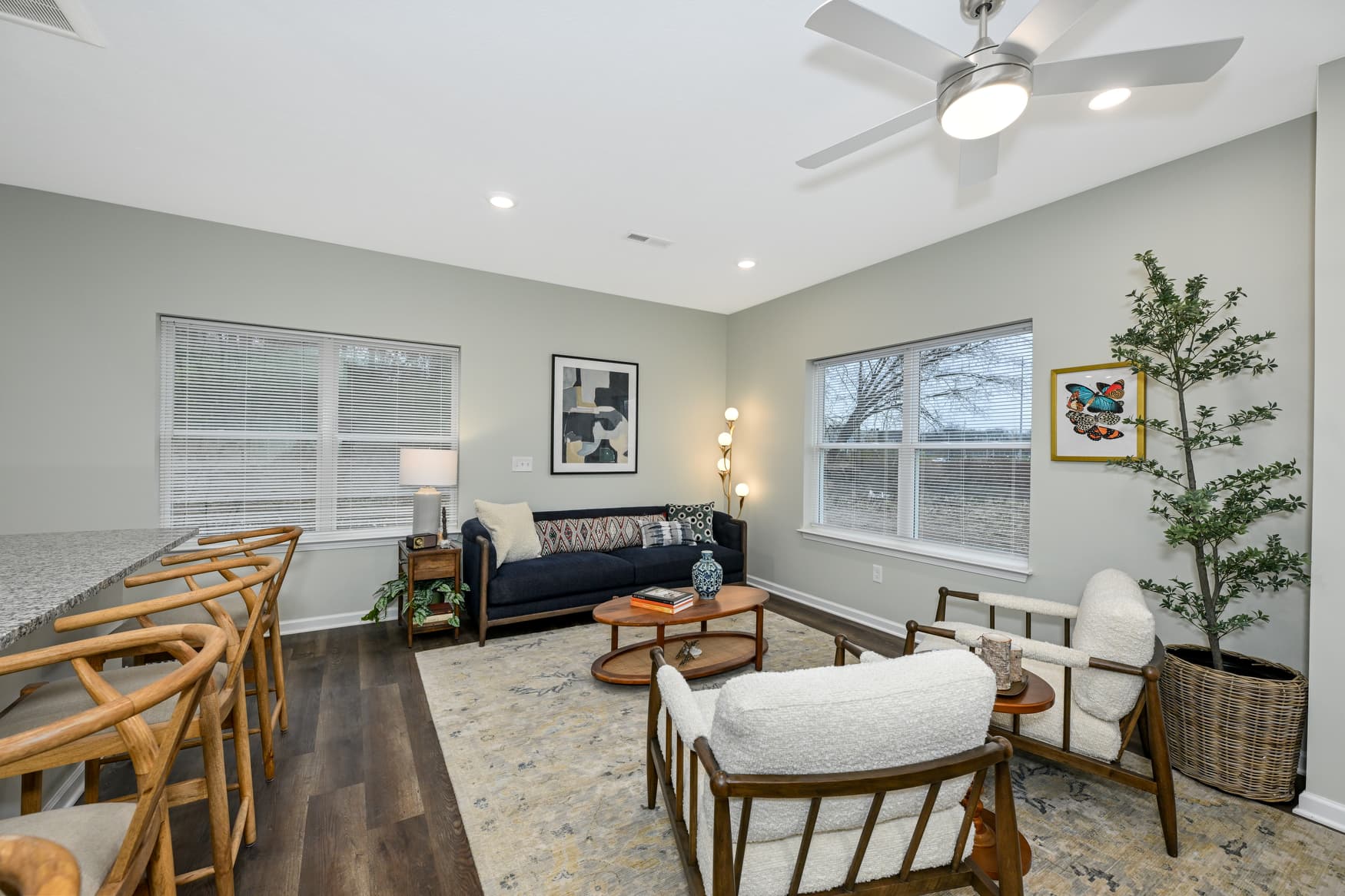 3BR Townhome living room photo