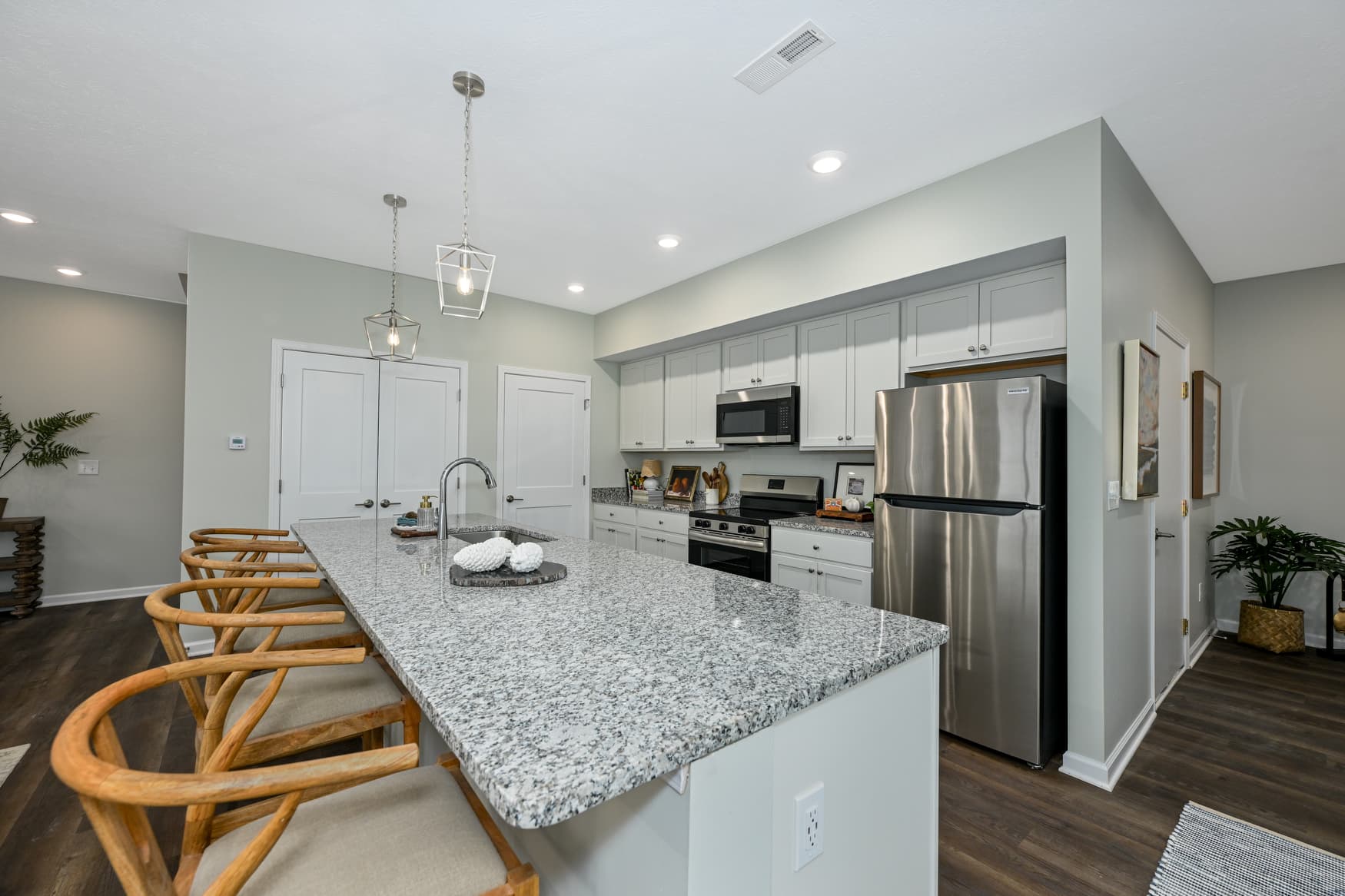 3BR Townhome kitchen photo