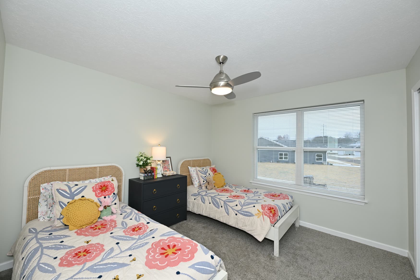 3BR Townhome bedroom photo