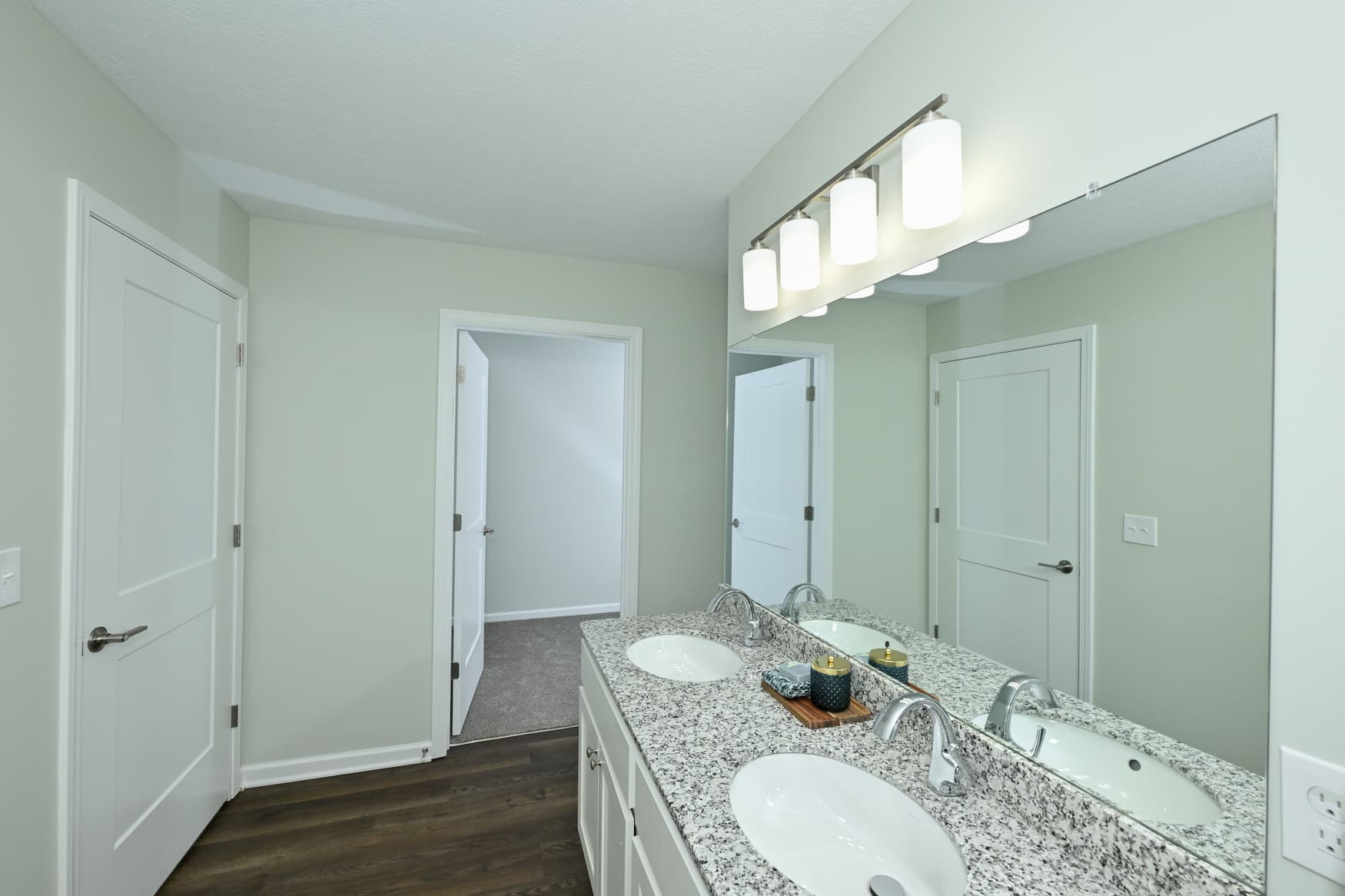 3BR Townhome primary bathroom vanity photo