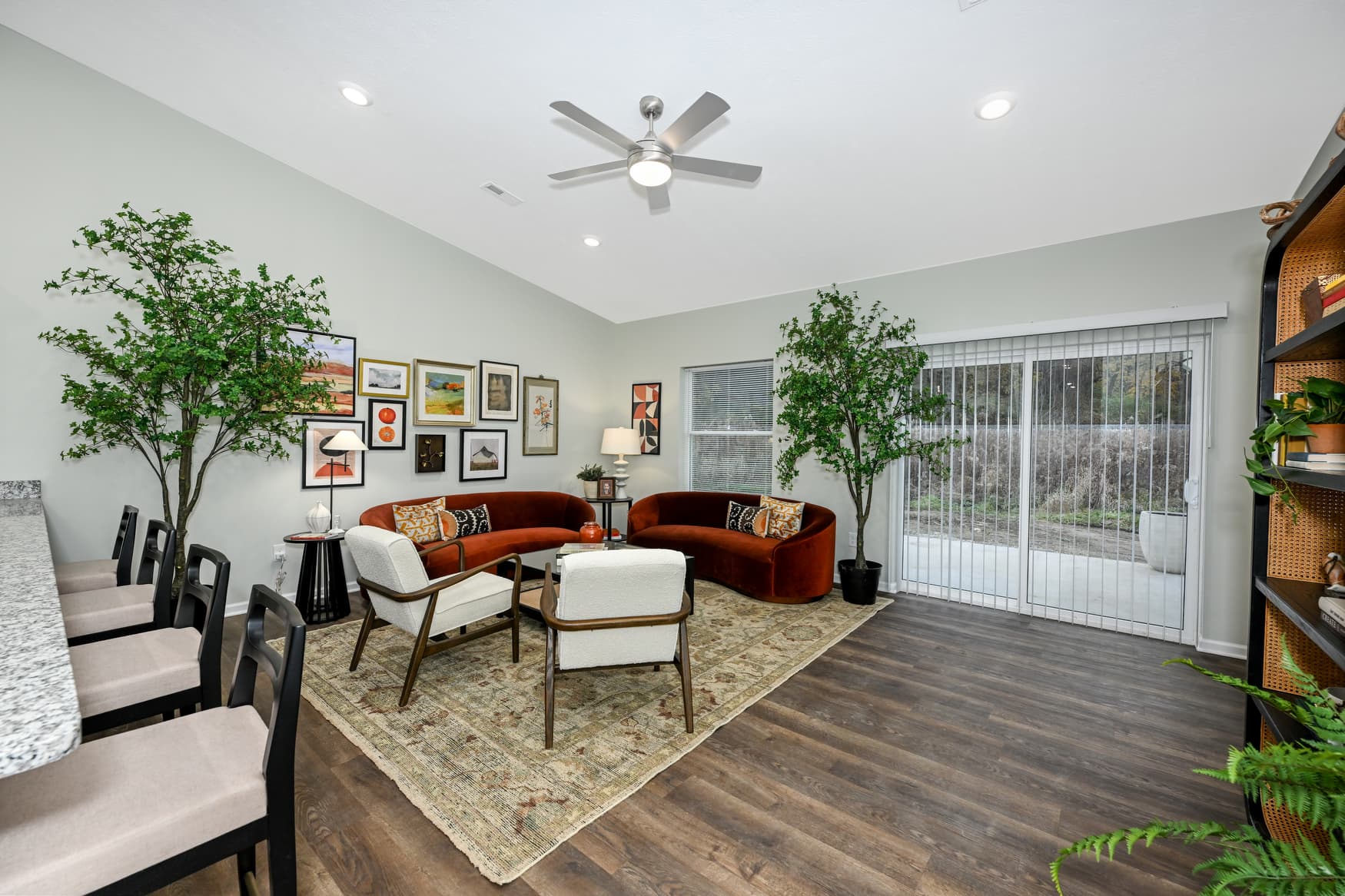 2BR Ranch living room photo