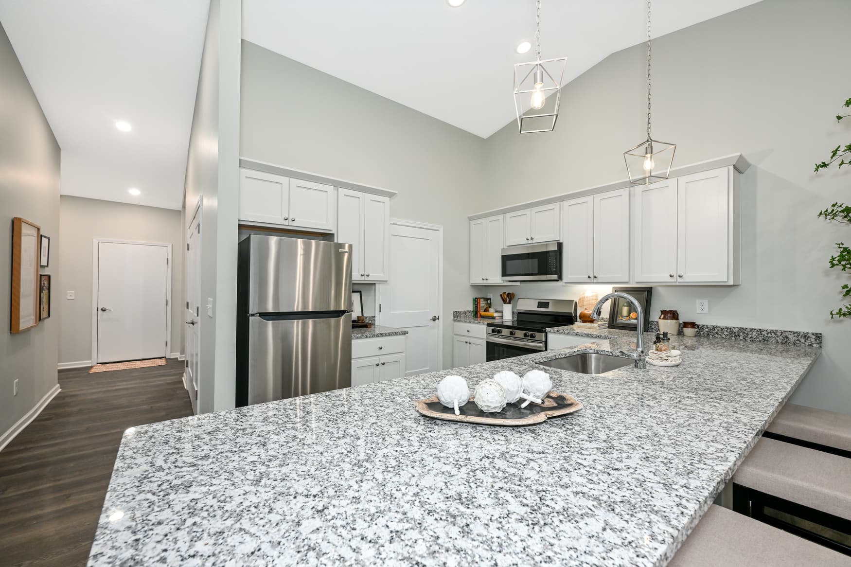 2BR Ranch kitchen island photo