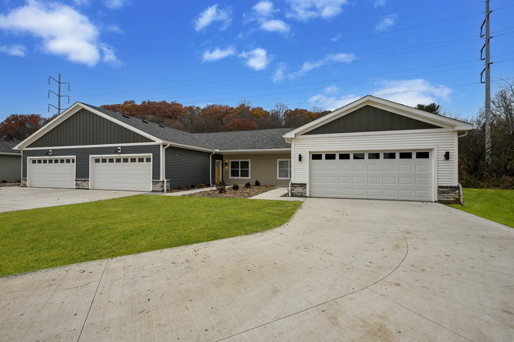 2BR Ranch front exterior photo